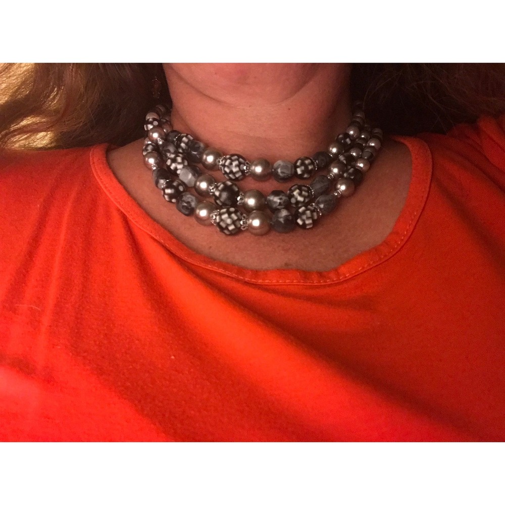 Vintage 3-strand beaded choker necklace